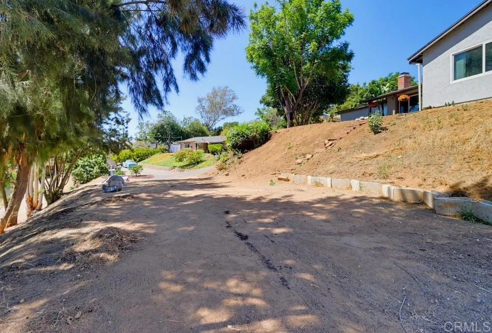 8560 Winter Gardens Boulevard Lakeside, CA 92040