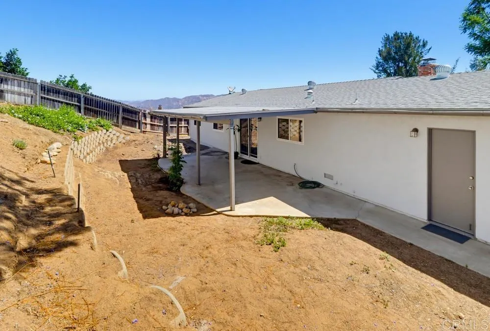 8560 Winter Gardens Boulevard Lakeside, CA 92040