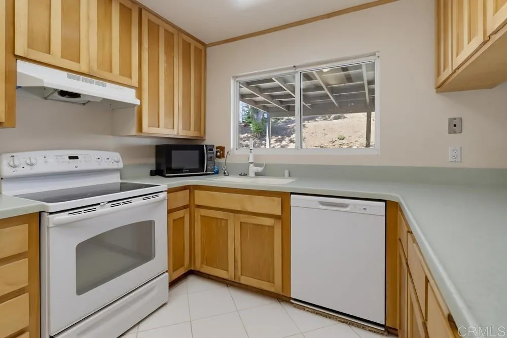 8560 Winter Gardens Boulevard Lakeside, CA 92040