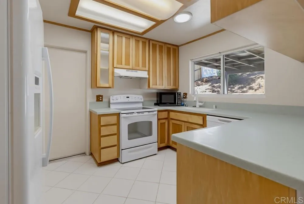 8560 Winter Gardens Boulevard Lakeside, CA 92040