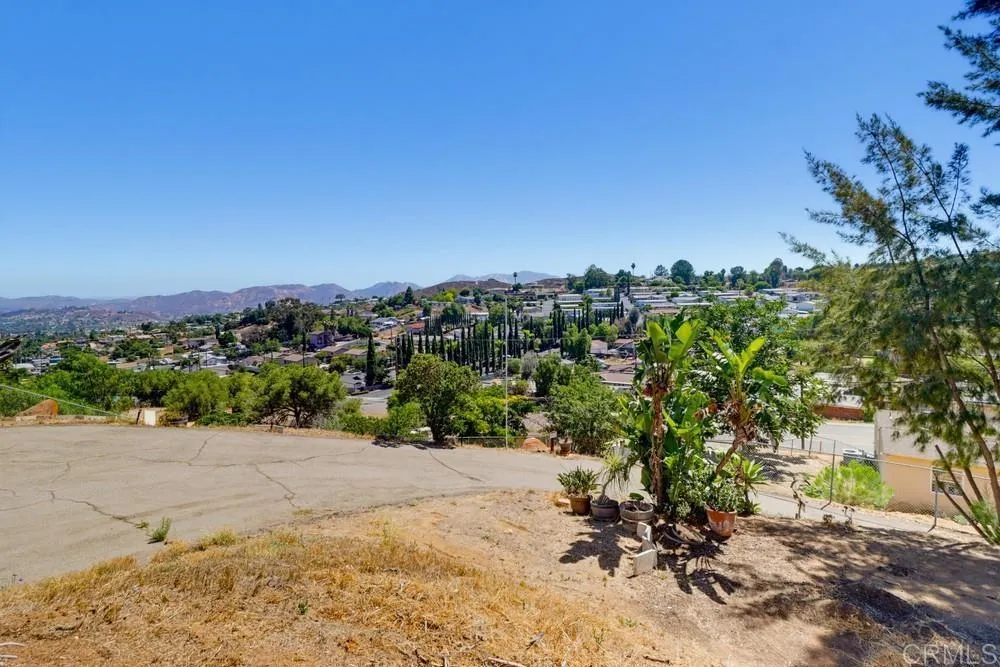 8560 Winter Gardens Boulevard Lakeside, CA 92040