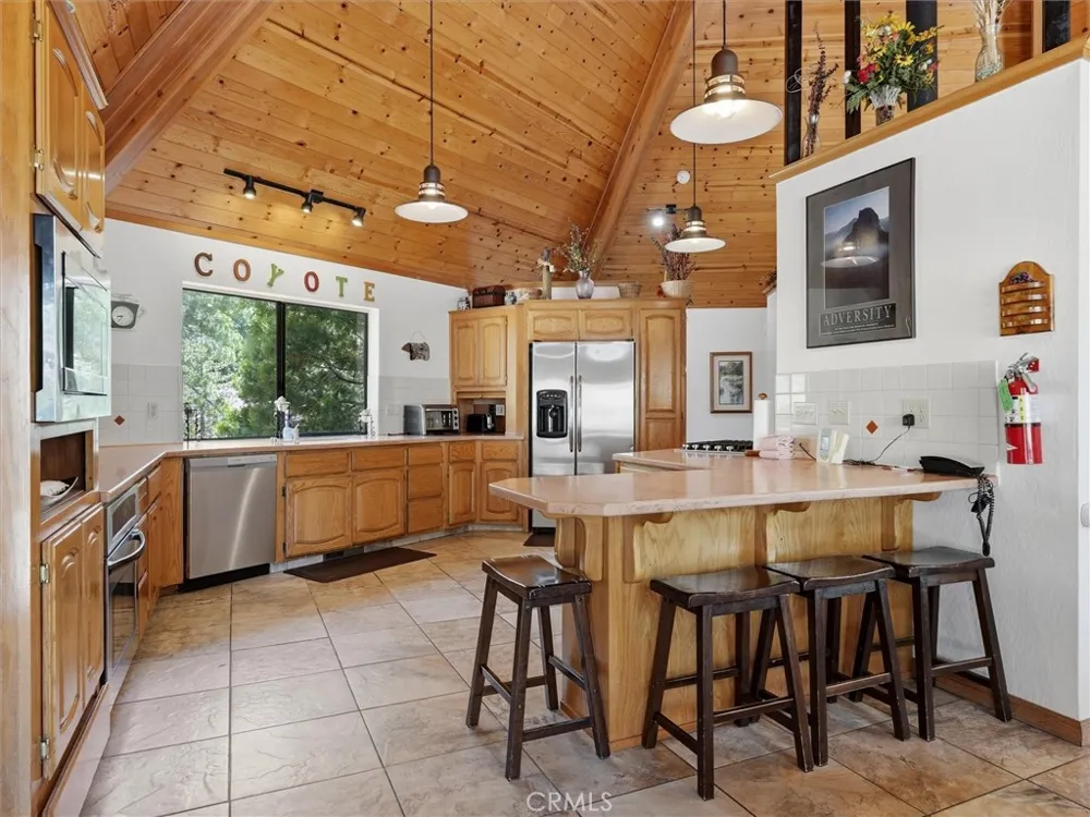 7273 Yosemite Park Yosemite, CA 95389