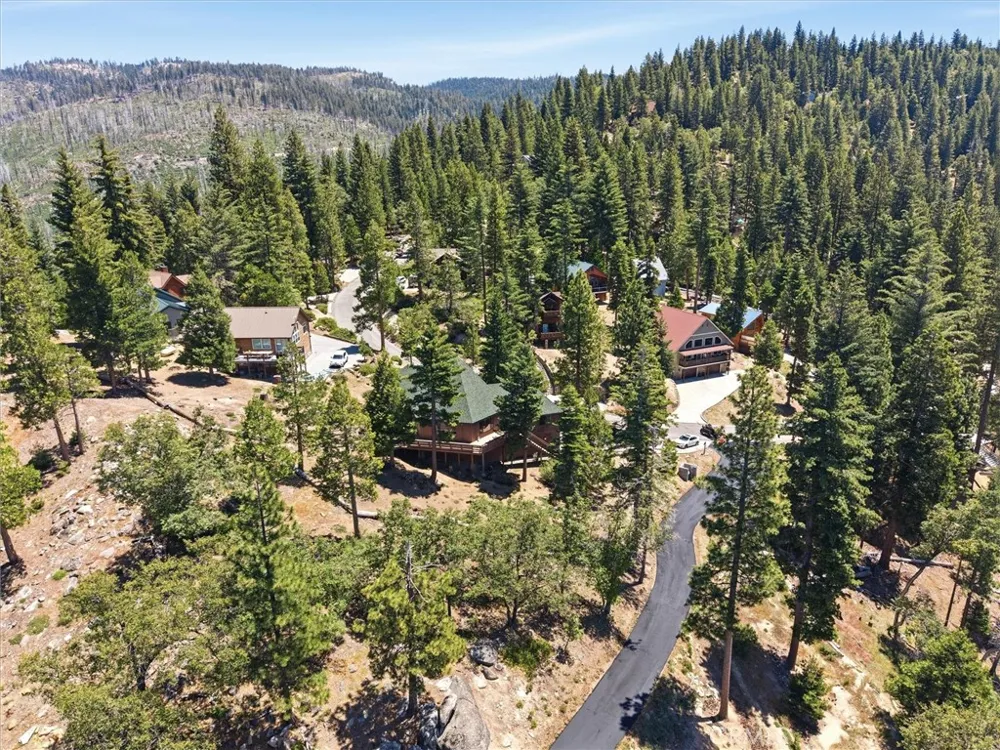 7273 Yosemite Park Yosemite, CA 95389