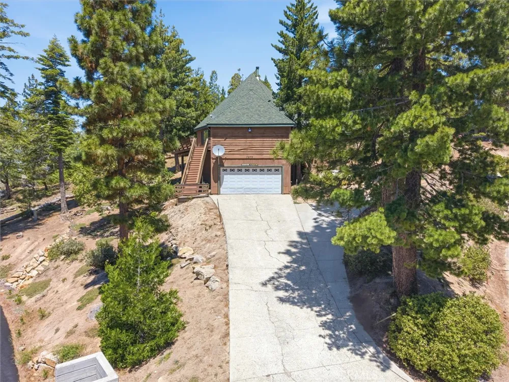 7273 Yosemite Park Yosemite, CA 95389