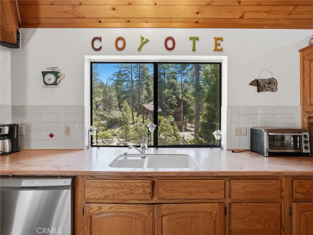 7273 Yosemite Park Yosemite, CA 95389