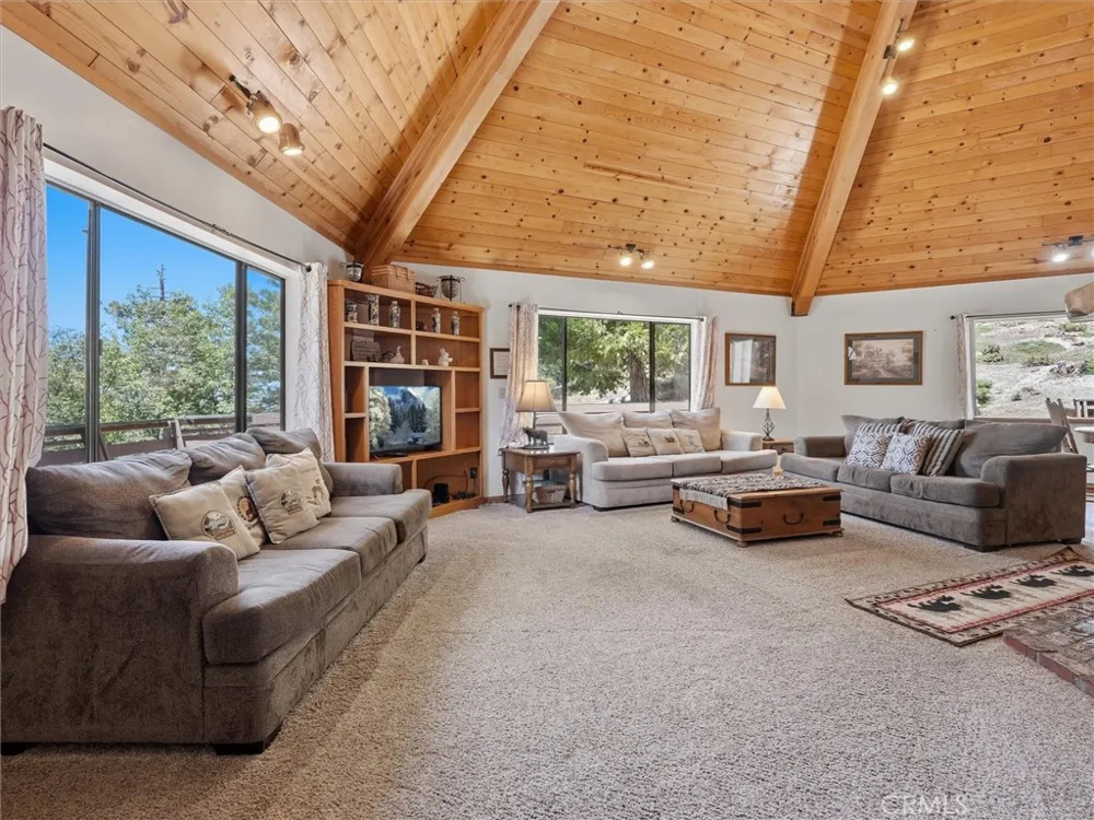 7273 Yosemite Park Yosemite, CA 95389