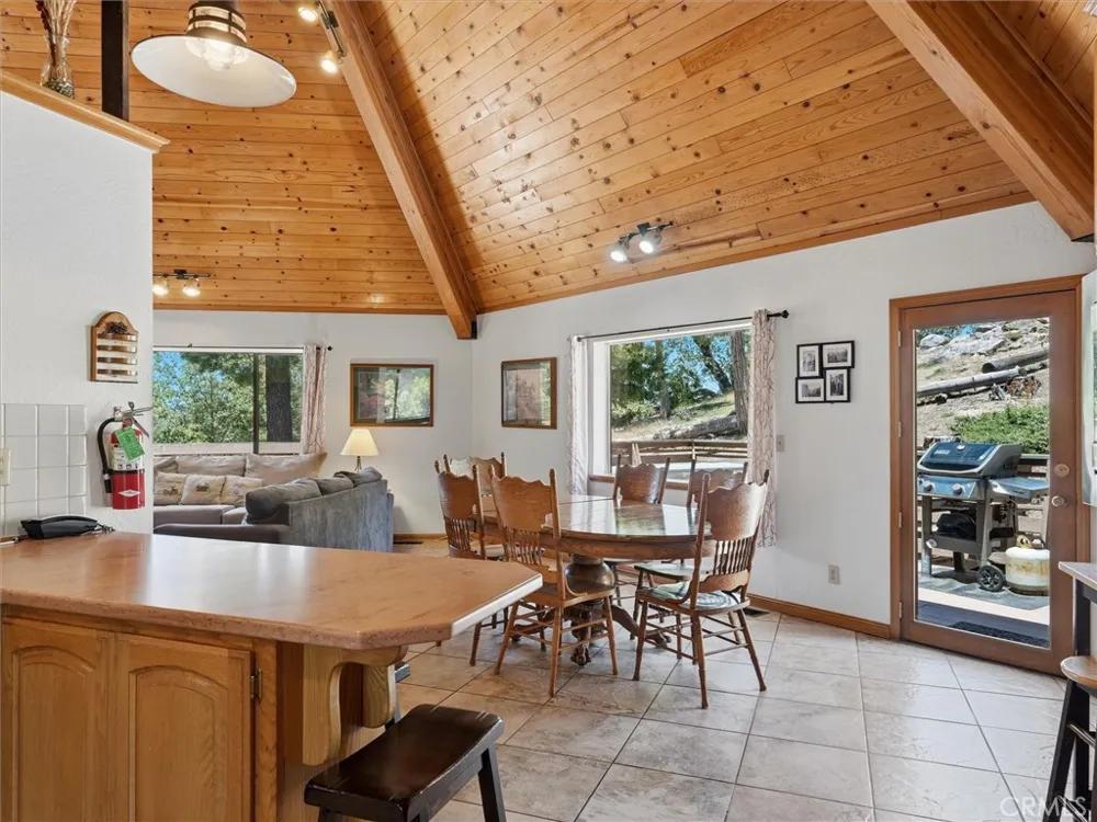 7273 Yosemite Park Yosemite, CA 95389