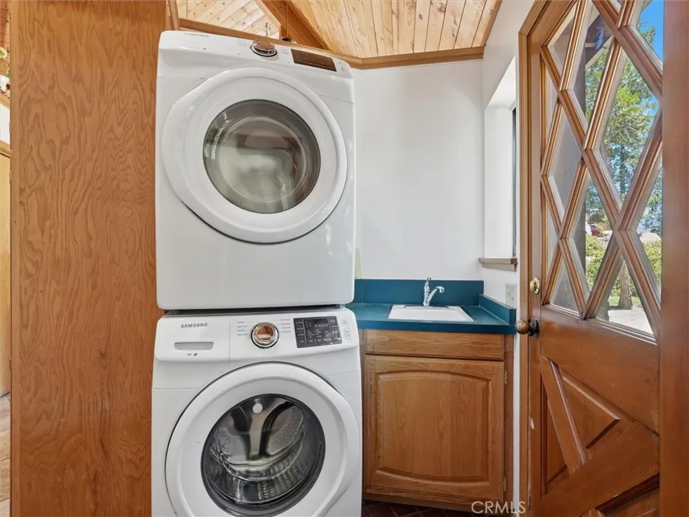 7273 Yosemite Park Yosemite, CA 95389