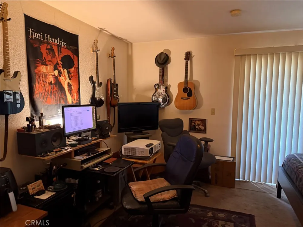 25958 Hawk Willits, CA 95490