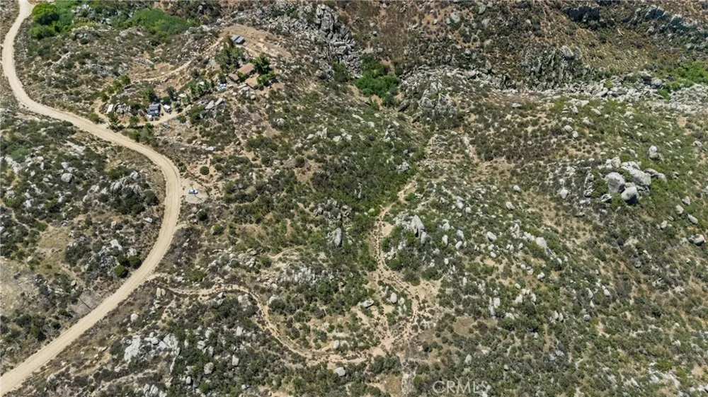 990 Crazy Horse Canyon Road Aguanga, CA 92536