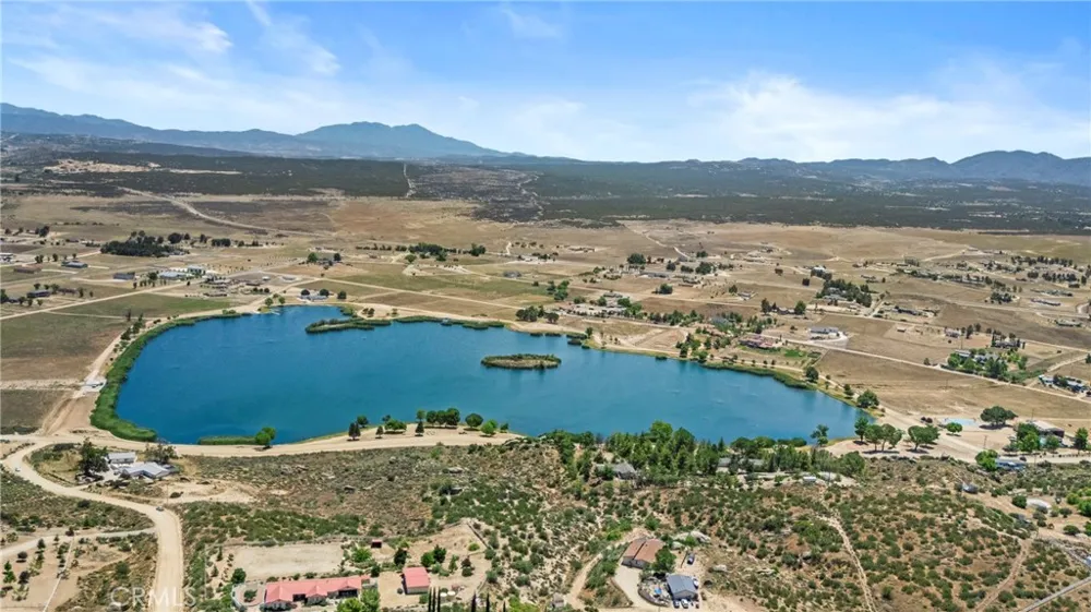 990 Crazy Horse Canyon Road Aguanga, CA 92536