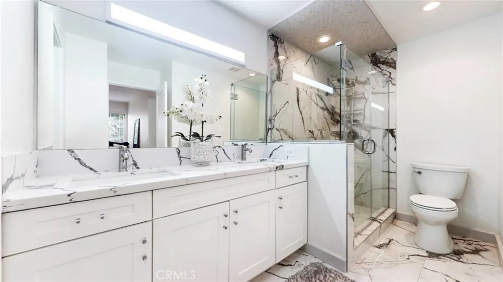 4632 Park Granada #93 Calabasas, CA 91302