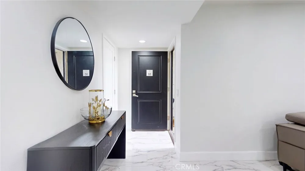 4632 Park Granada #93 Calabasas, CA 91302