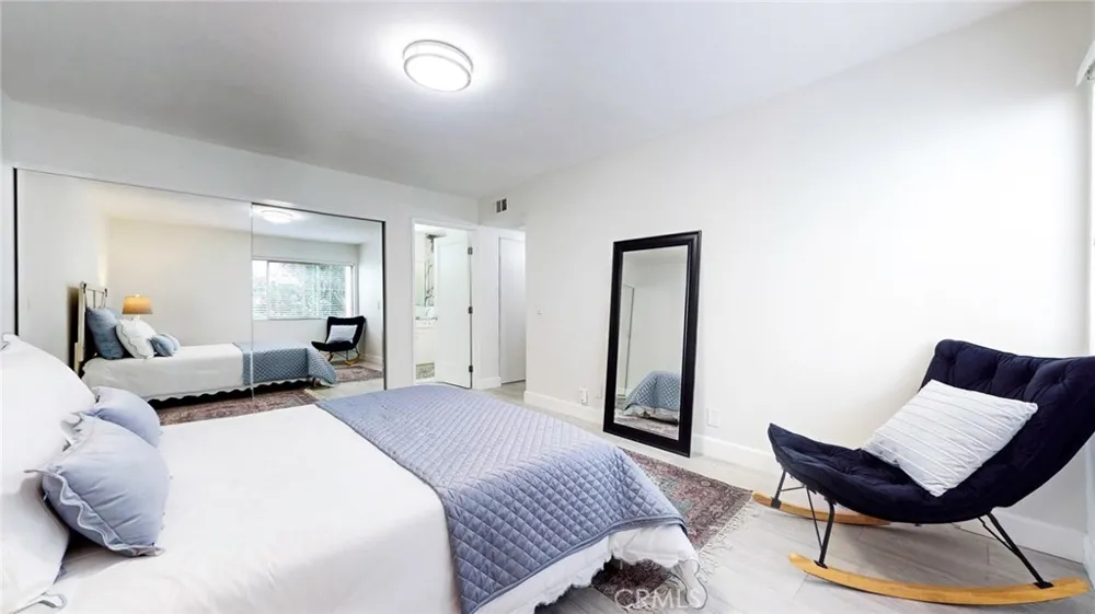 4632 Park Granada #93 Calabasas, CA 91302