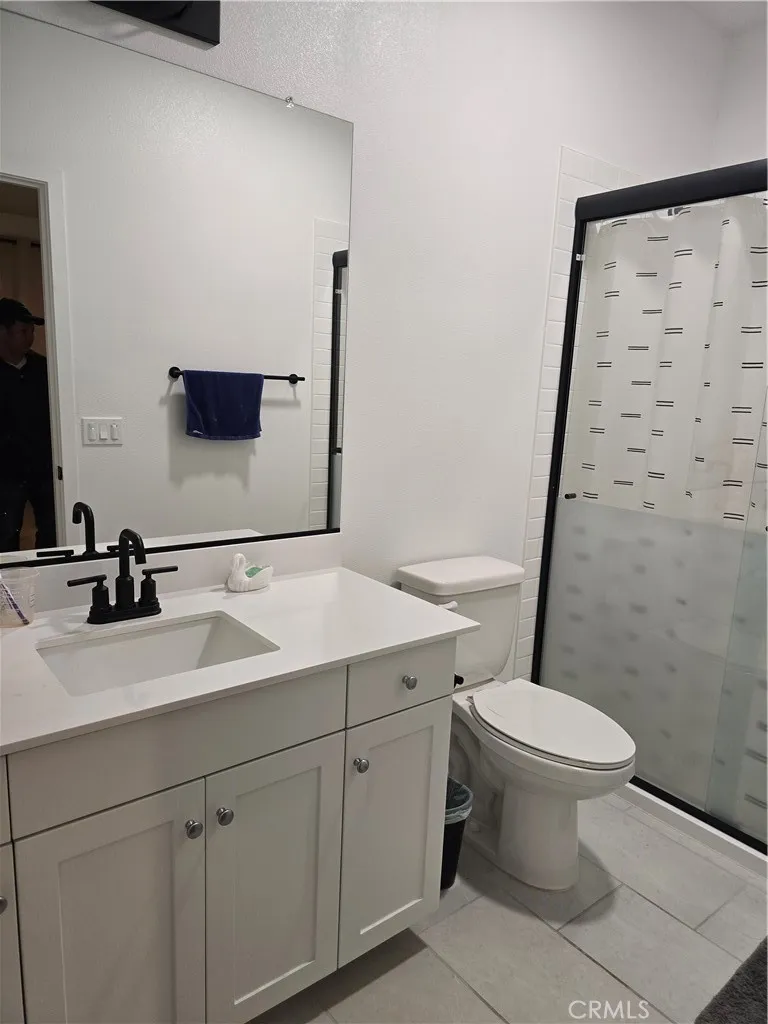 1887 Vincent Dr Palmdale, CA 93551