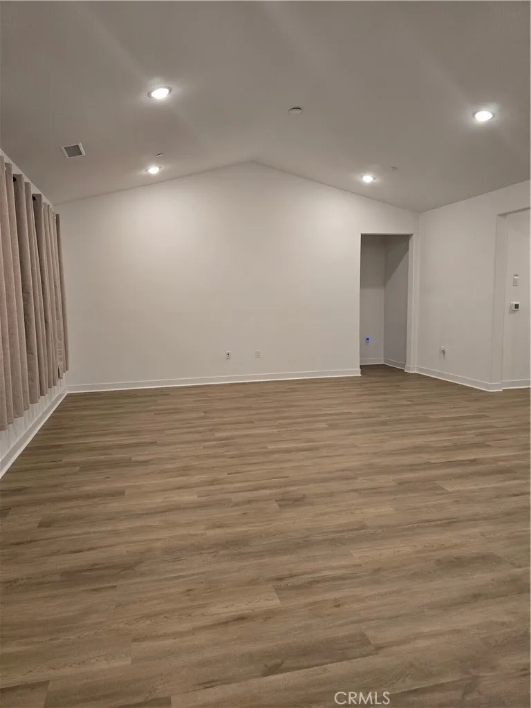 1887 Vincent Dr Palmdale, CA 93551