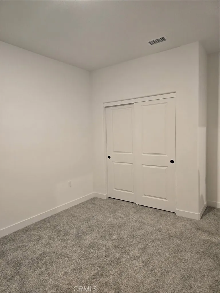 1887 Vincent Dr Palmdale, CA 93551