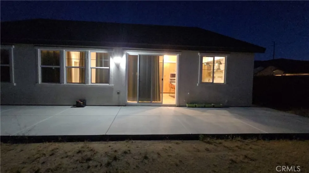 1887 Vincent Dr Palmdale, CA 93551