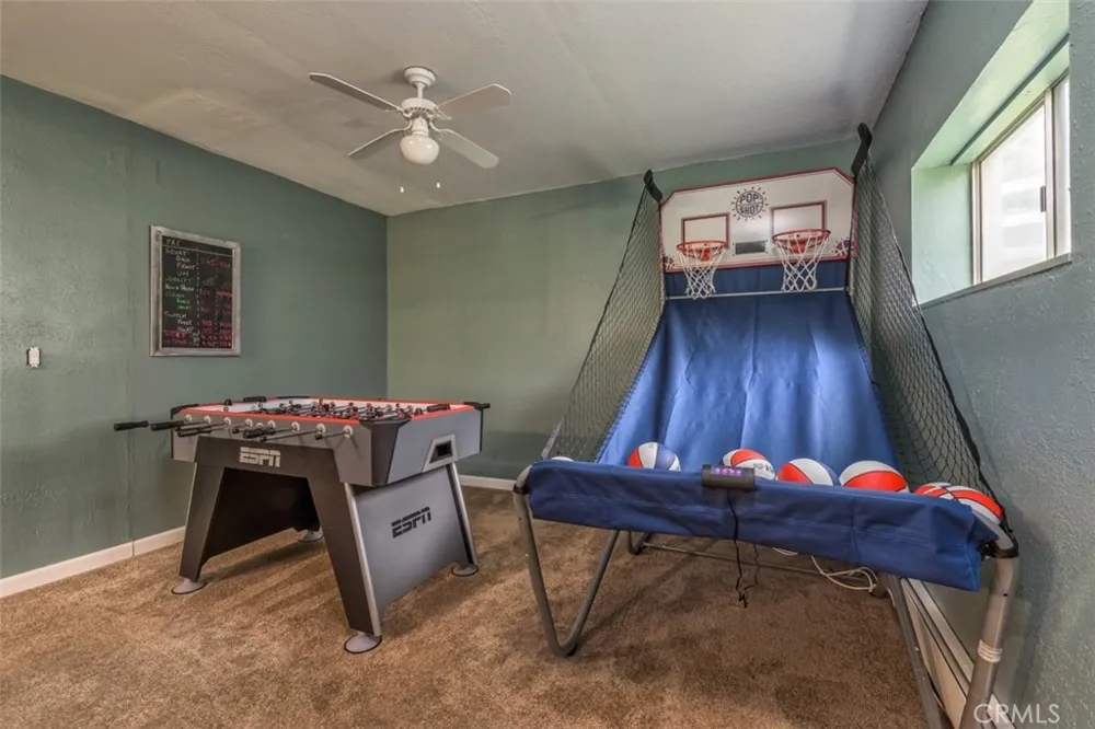 45221 Big Oak Lane Oakhurst, CA 93644