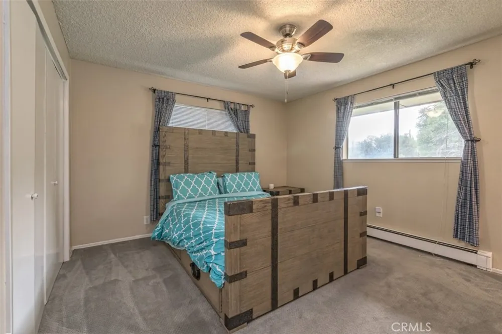 45221 Big Oak Lane Oakhurst, CA 93644
