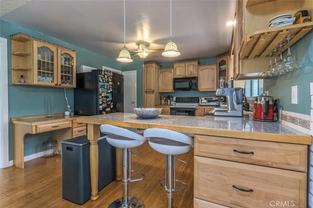 45221 Big Oak Lane Oakhurst, CA 93644