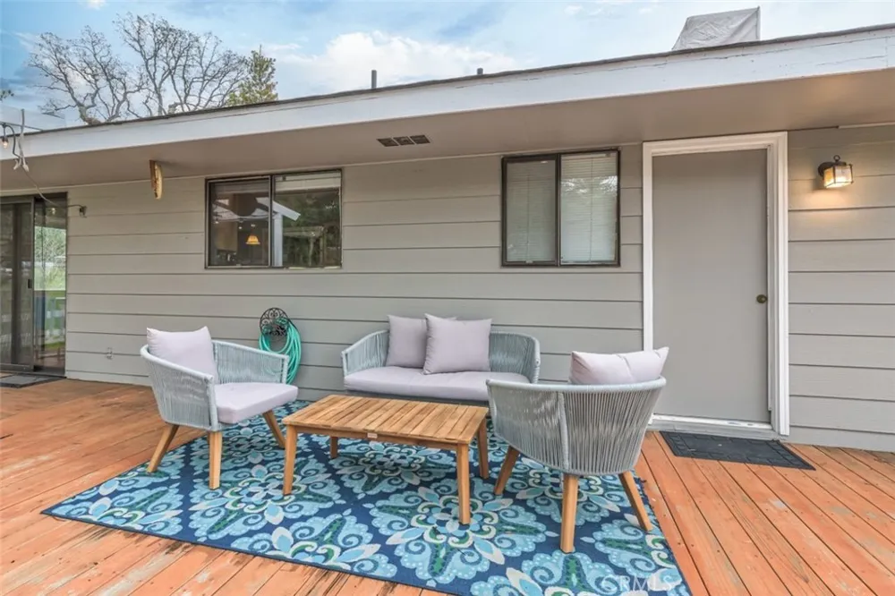 45221 Big Oak Lane Oakhurst, CA 93644