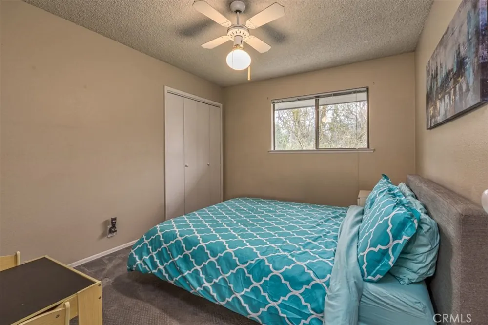 45221 Big Oak Lane Oakhurst, CA 93644