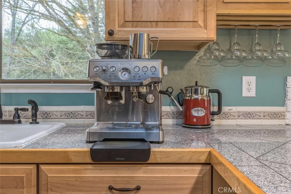 45221 Big Oak Lane Oakhurst, CA 93644