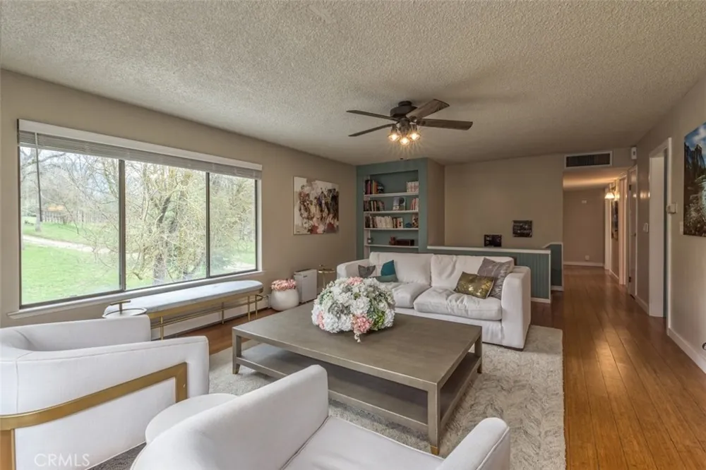 45221 Big Oak Lane Oakhurst, CA 93644