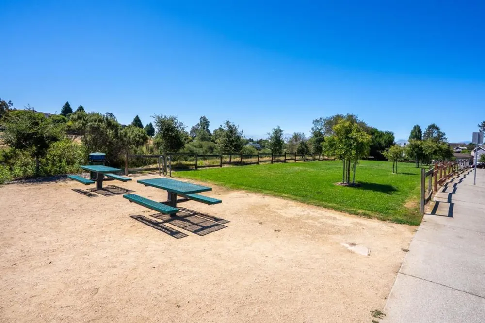 37 Winding Way Watsonville, CA 95076