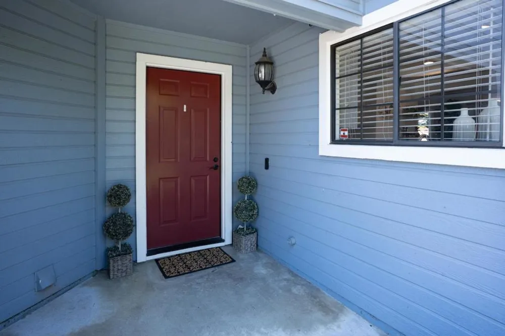 37 Winding Way Watsonville, CA 95076