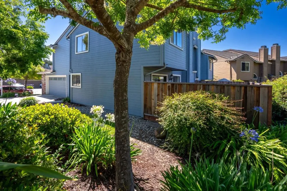 37 Winding Way Watsonville, CA 95076