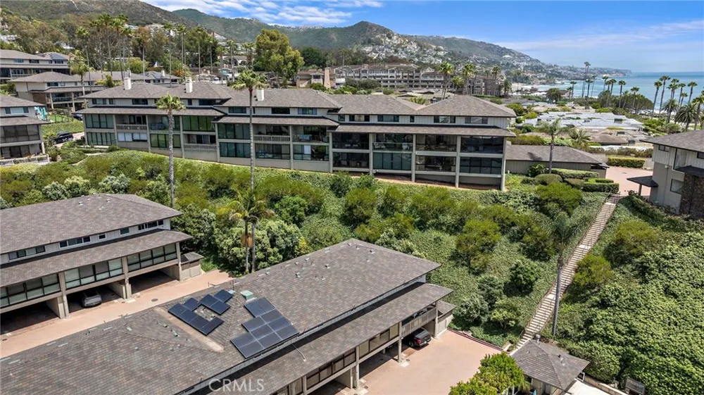 53 Blue Lagoon Laguna Beach, CA 92651
