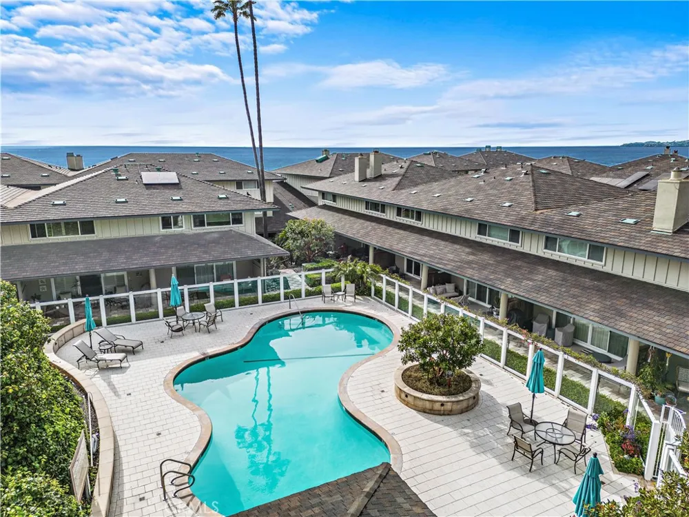 53 Blue Lagoon Laguna Beach, CA 92651