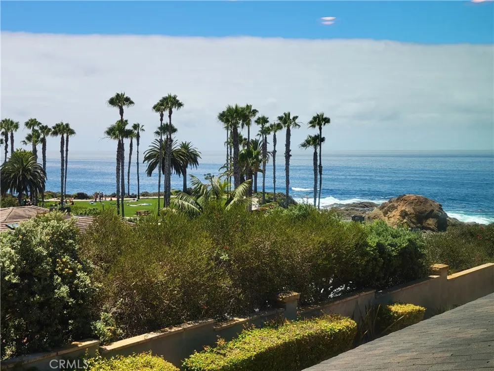 53 Blue Lagoon Laguna Beach, CA 92651
