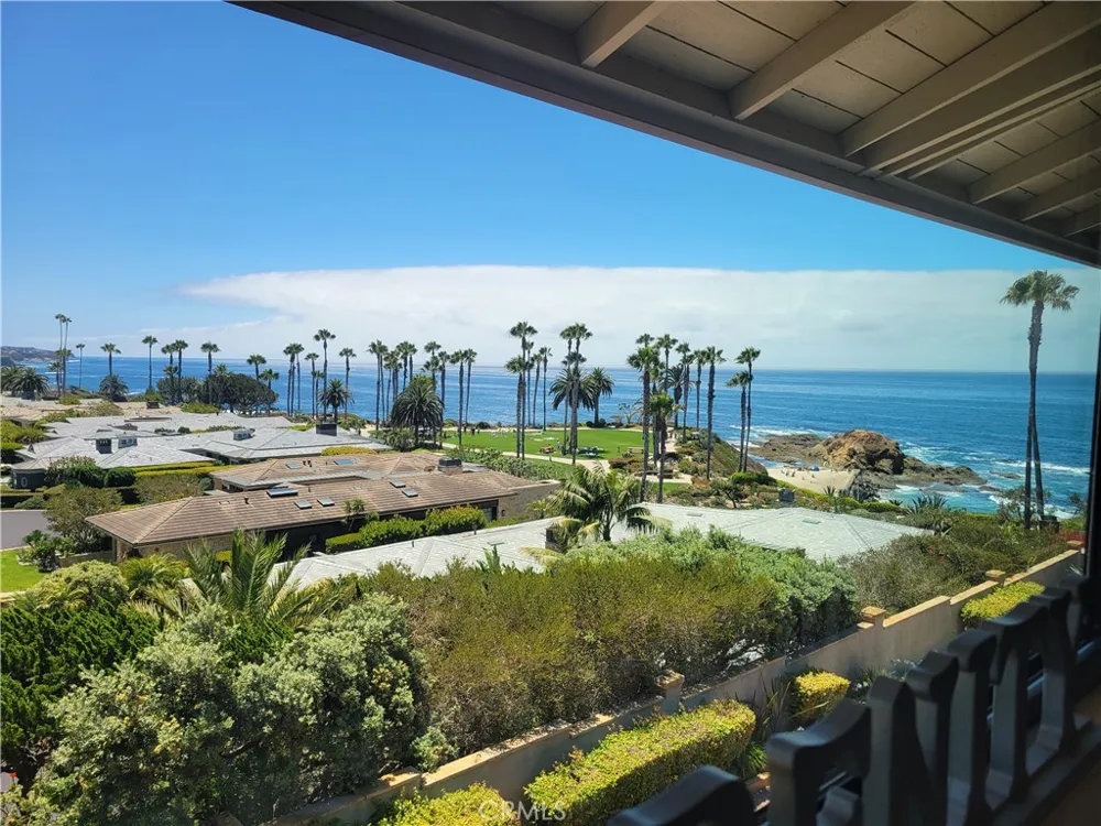 53 Blue Lagoon Laguna Beach, CA 92651