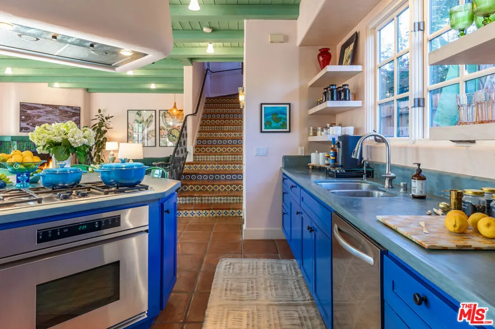 202 Canada Street Ojai, CA 93023