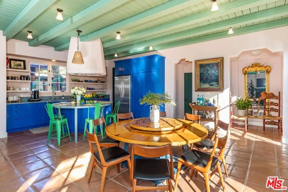 202 Canada Street Ojai, CA 93023