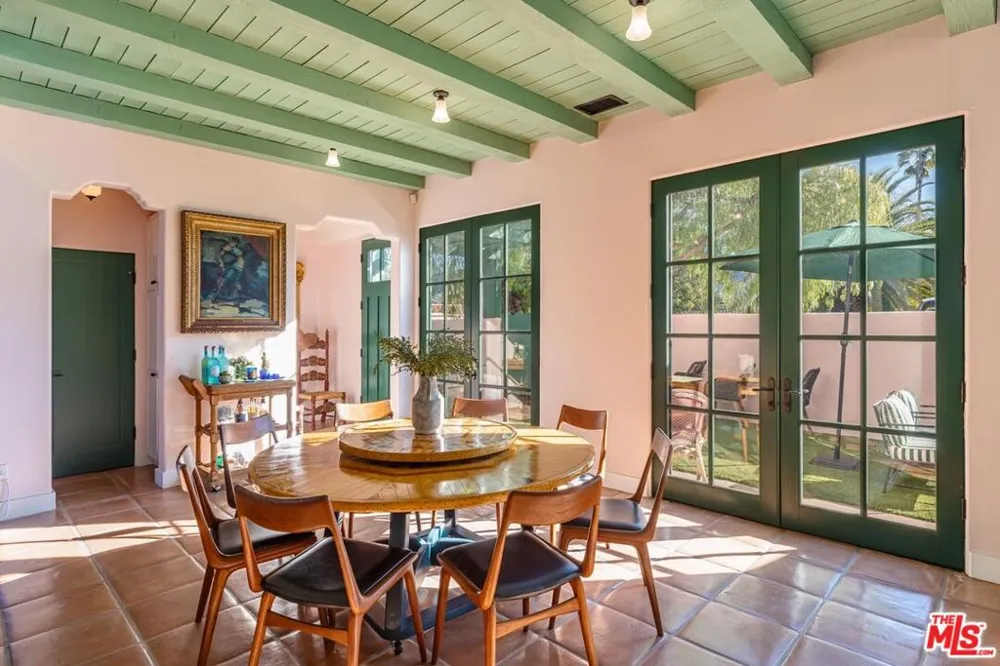 202 Canada Street Ojai, CA 93023