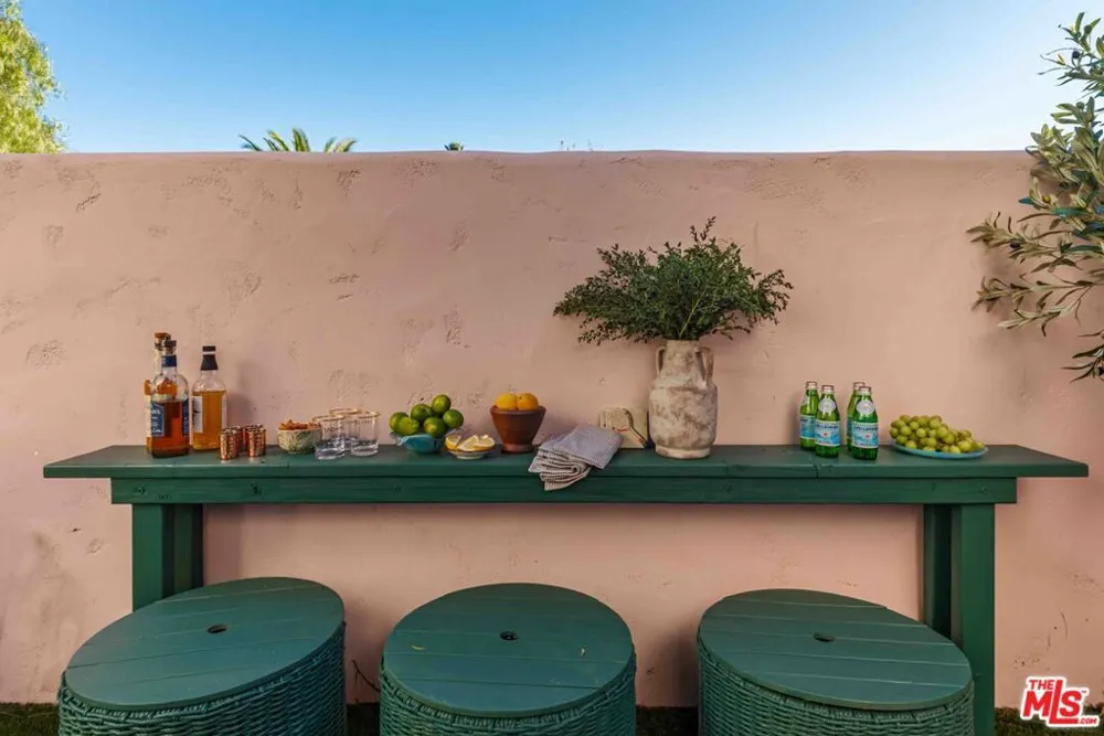 202 Canada Street Ojai, CA 93023