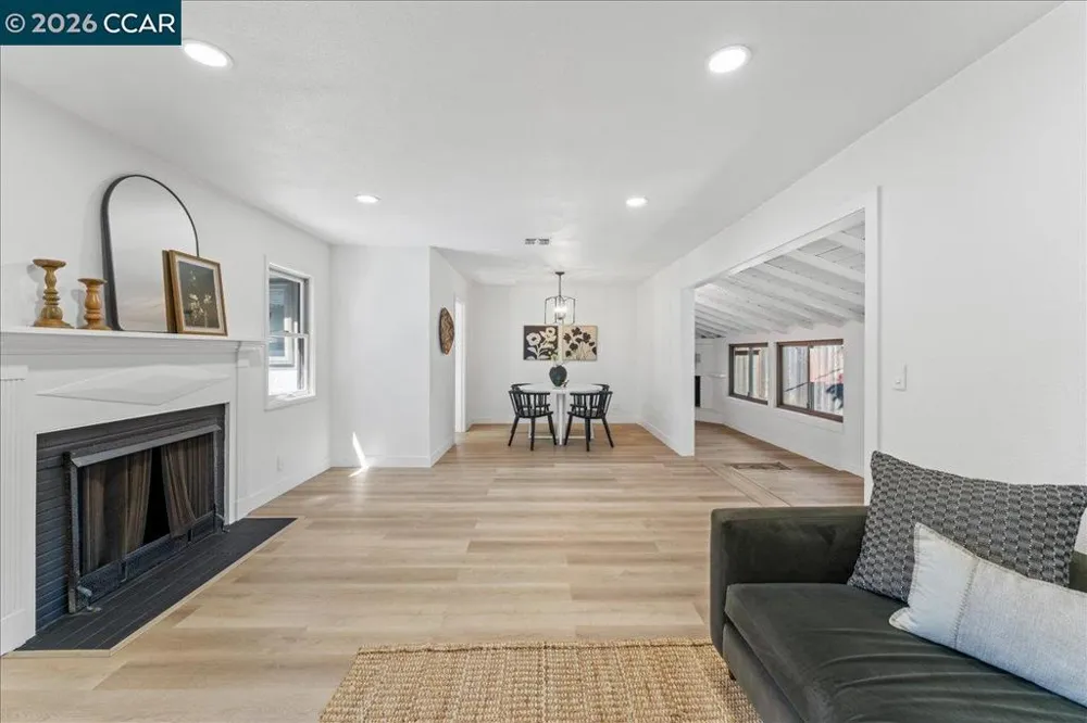 2551 Carlsbad Ave Sacramento, CA 95821
