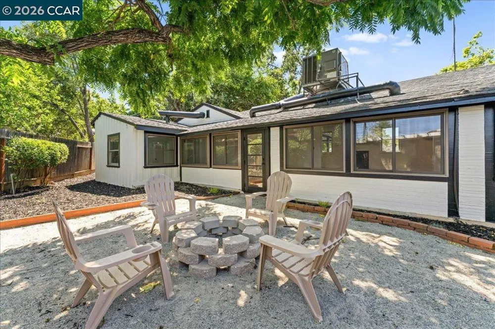 2551 Carlsbad Ave Sacramento, CA 95821
