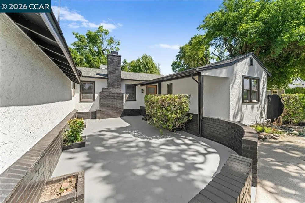 2551 Carlsbad Ave Sacramento, CA 95821