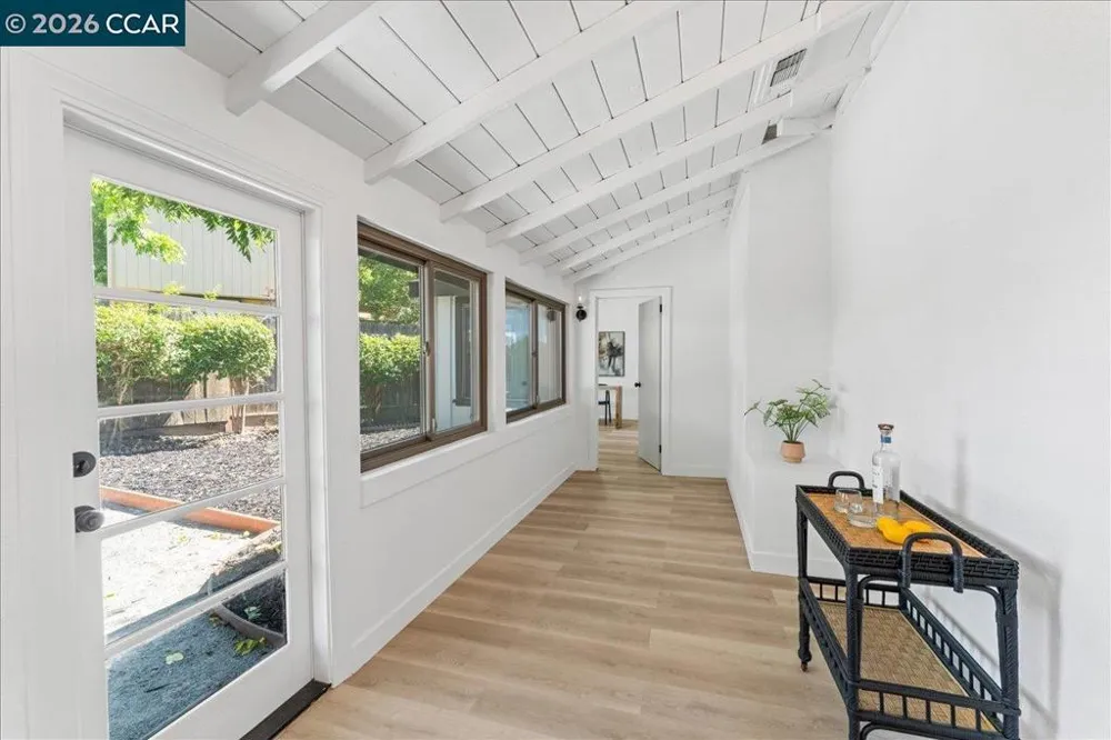 2551 Carlsbad Ave Sacramento, CA 95821