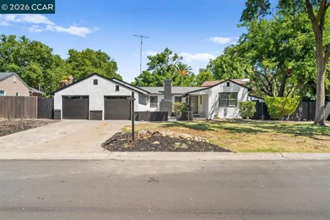 2551 Carlsbad Ave