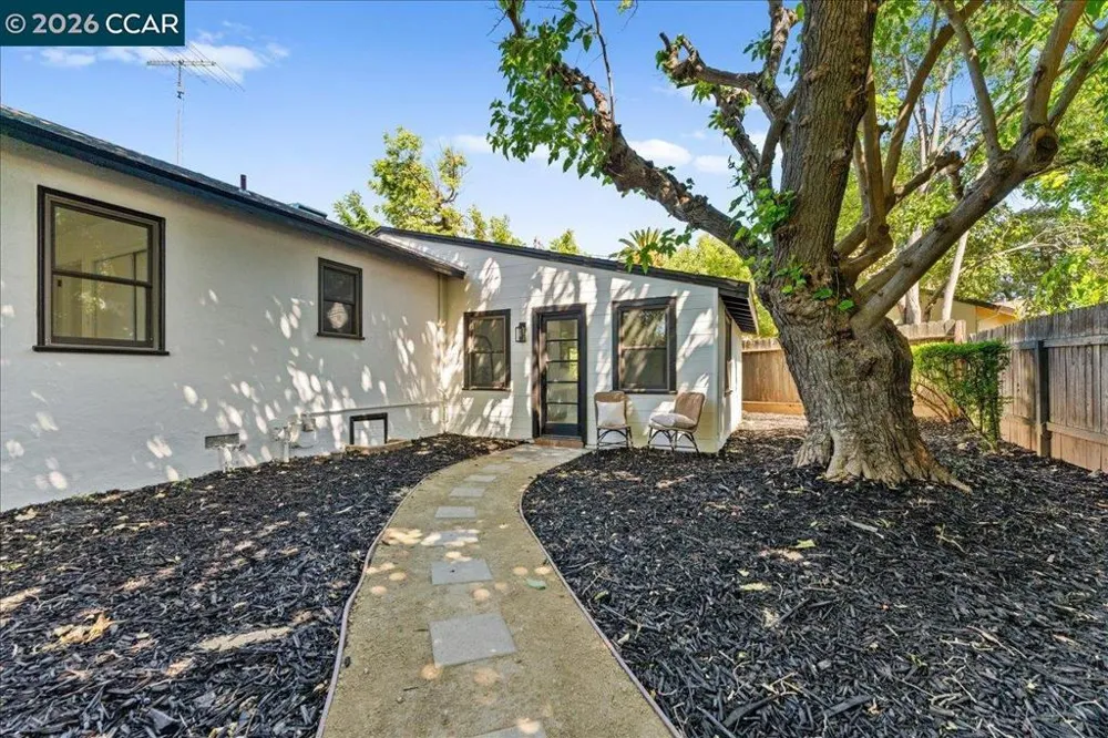 2551 Carlsbad Ave Sacramento, CA 95821
