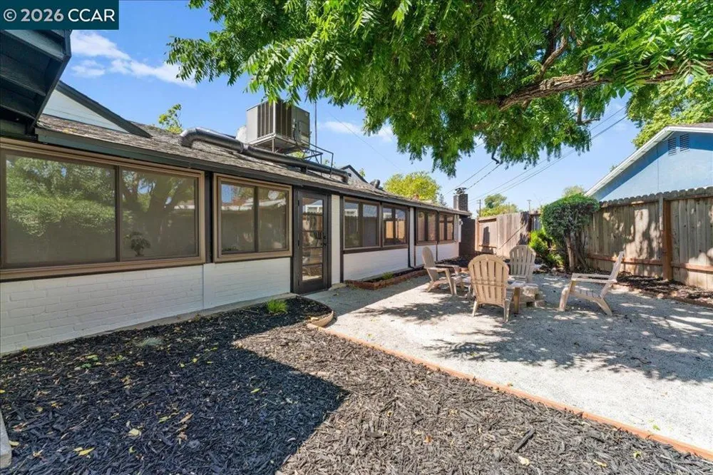 2551 Carlsbad Ave Sacramento, CA 95821