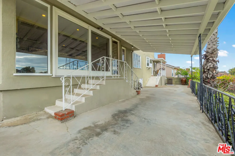 4152 Mount Vernon Drive Los Angeles, CA 90008