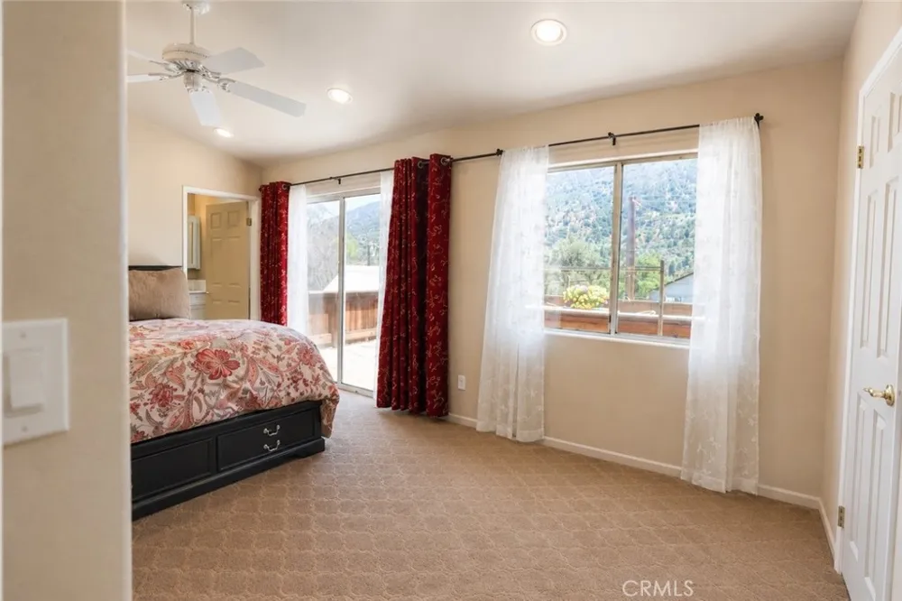 4412 Decator Frazier Park, CA 93225