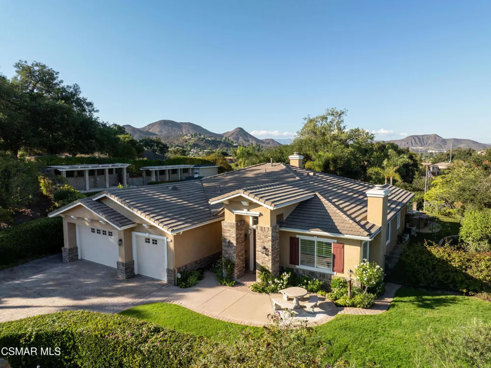 750 Huntsdale Court Newbury Park, CA 91320